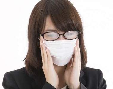 《防止戴口罩鏡片起霧的方法》眼鏡族必學的小技巧引發瘋傳