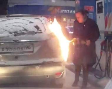 《戰鬥民族行車紀錄器》The Road Movie 影片告訴我們馬路上什麼事都有可能發生