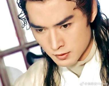 演藝圈資深帥哥《焦恩俊》其實他是個什麼都能轉的男人