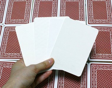 怎麼翻都是白紙《紙神經衰弱》只能憑紙質判斷的激難記憶翻牌遊戲