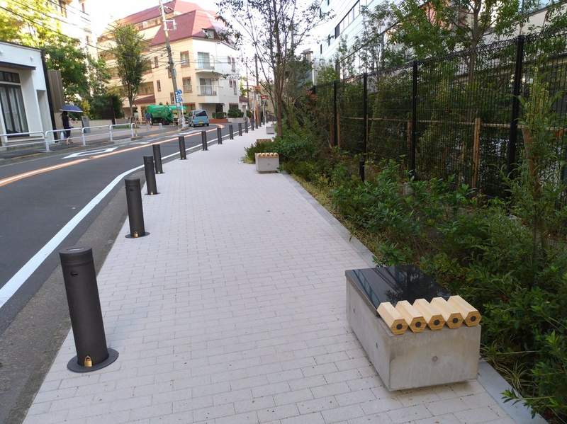 職人精神 三菱鉛筆本社的秘密 偷偷再現鉛筆製造過程的造型長椅