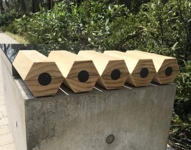 職人精神《三菱鉛筆本社的秘密》偷偷再現鉛筆製造過程的造型長椅