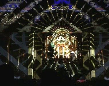 【有片】《佛系電音法會》日本DJ住持「朝倉行宣」結合電音&3D投影&梵唄佛樂開大絕