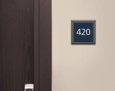為什麼有些飯店沒有《420房》?是什麼原因不讓這房間出現呢?