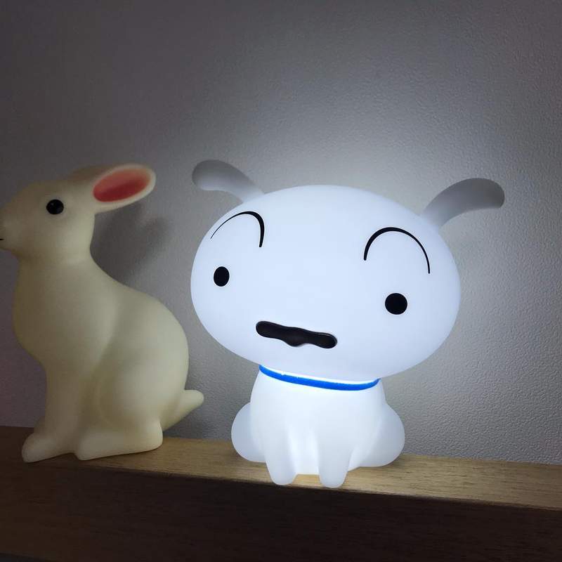 韩国《Krispy Kreme x 蜡笔小新》推出《小白LED拍拍灯》这个小夜灯太可爱不能忍 - 图片10 韩国《Krispy Kreme x 蜡笔小新》推出《小白LED拍拍灯》这个小夜灯太可爱不能忍