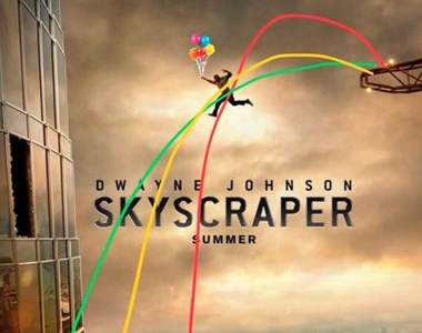 網友發現《巨石強森《摩天大樓》的海報疑點》到底巨石強森是怎麼跳過去的？