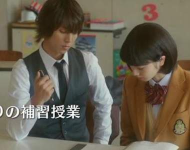 網友票選《理想的英文老師》這樣真的有辦法專心上課嗎？ww