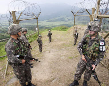 38度界線《南北韓邊境板門店》南北各後2公里的神秘區域..