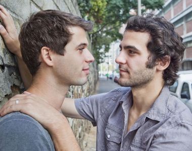 話題《巴西跨洲求幫追男友》但是自己的作業還是要自己寫啦