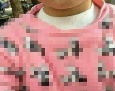 《兒童不宜的童裝》小孩穿上身才發現熊貓姿勢好像怪怪的...wwww
