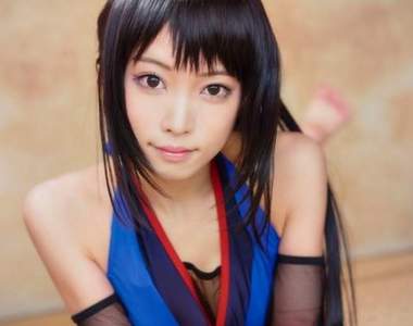 《泳裝女忍者》夏天到了就拿著手裡劍衝進泳池吧