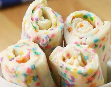 《自製冰淇淋捲》SNS大人氣的打卡冰品不用排隊　在家就能自己做♪