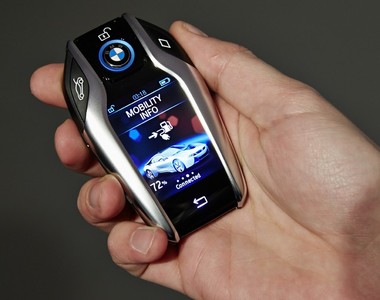 《數位鑰匙》將成主流 全球汽車集團結盟研發智慧型汽車鑰匙