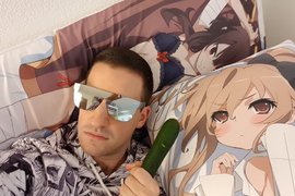 被封鎖就贏了《變態瑞士人Melon Pan》政治人物都不喜歡二次元裸女圖…… 被封鎖就贏了《變態瑞士人Melon Pan》政治人物都不喜歡二次元裸女圖……