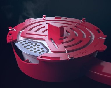 日清泡麵推出《拍拍高麗菜專用器》讓黏在蓋上的高麗菜更簡單被拍下