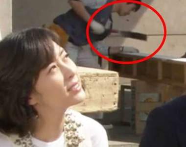 被觀眾評為《史上最差臨演演技》不要當大家是瞎子阿ww