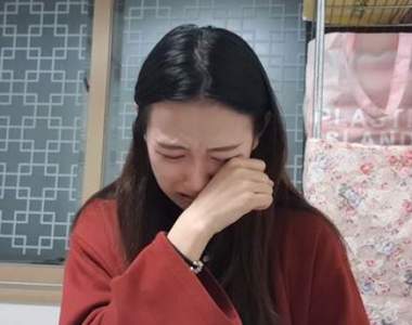 人氣Youtuber痛心揭露《年輕時被逼拍裸照》剛出社會就遇上惡狼老闆讓她崩潰...