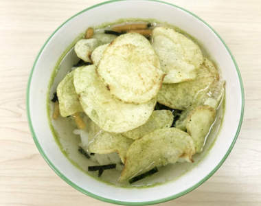 禁斷吃法《洋芋片茶泡飯》天婦羅茶鹽口味洋芋片這樣吃更美味!?