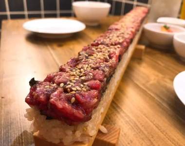 全長50cm《生和牛壽司》讓你忙著拍照同時嘴巴也停不下來的超絕美食❤