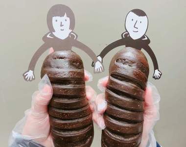 潮流單品燒進美食圈《羽絨衣麵包》流行熱賣中 來「吃」件羽絨衣吧