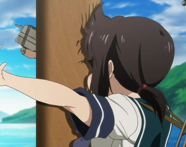 男女網友論戰《女人走在路上為什麼都不閃人》是不看路還是根本不想閃……