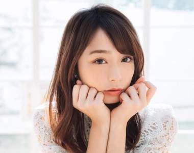美女主播《宇垣美里》不戰就能擊退癡漢的方法就是靠化妝