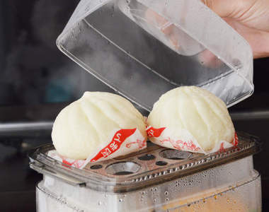 《一人蒸籠》蒸餃子、包子、燒賣寒冷冬夜有它的蒸氣溫暖我