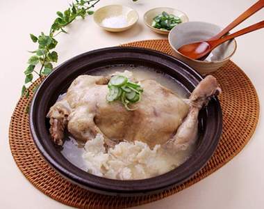 爸爸一生氣《把孩子養的雞殺來吃》求女兒心理陰影面積......