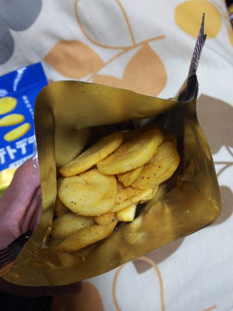 日本新推史上最厚《超厚切洋芋片》網友吐槽:這樣還算洋芋"片"嗎ww - 圖片8 日本新推史上最厚《超厚切洋芋片》網友吐槽:這樣還算洋芋"片"嗎ww - 圖片8