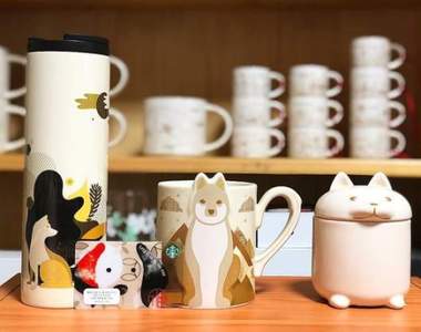 才剛新年就預感荷包不保《韓國星巴克狗年商品熱賣中》就跟你說汪汪的傻萌魅力很強大吼