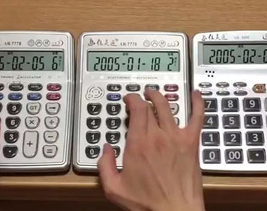 推特神人《3台計算機的音樂演奏》別人家的計算機看起來特別膩害