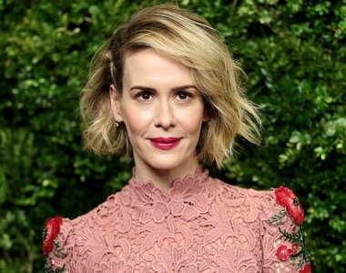 美國恐怖故事的《莎拉保羅森》紅地毯上特別習慣變成話題