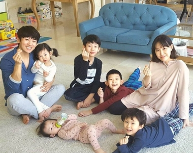 拒絕基本義務教育《六胞胎的父母沒讓小孩上小學》挑戰用自學引炎上