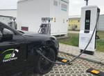 《Porsche》投入《FastCharge》超快速充電站建設 消弭電動車續航力疑慮 《Porsche》投入《FastCharge》超快速充電站建設 消弭電動車續航力疑慮