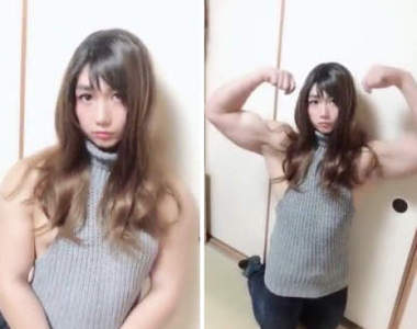 《開胸露背肌肉男》果不其然這麼可愛一定是男孩子