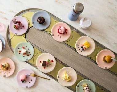 日本第一間迴轉甜點店《Cafe RON RON》各式可愛甜點讓你吃到飽❤