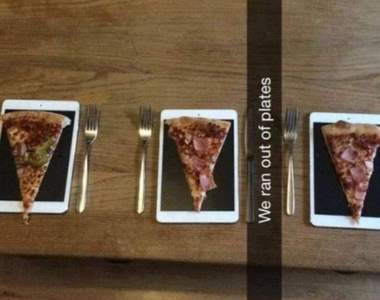 《把iPad當餐具來用》到底是多有錢的炫富還不分我一點