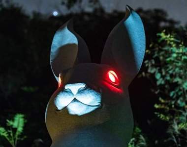 日本寺廟新建《巨型兔觀音》高6m的衝擊外型 推民也不知道該從哪吐槽起惹ww