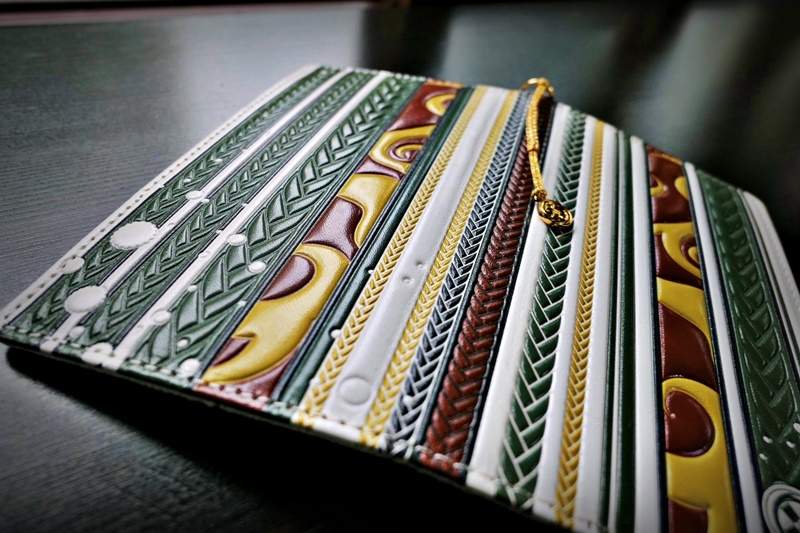 【开箱】职人技术之淬《刀剑乱舞-ONLINE-×浅草文库》友禅染牛皮手机保护套,绝美细腻到让人屏息的精湛手作工艺 - 图片27 【开箱】职人技术之淬《刀剑乱舞-ONLINE-×浅草文库》友禅染牛皮手机保护套,绝美细腻到让人屏息的精湛手作工艺