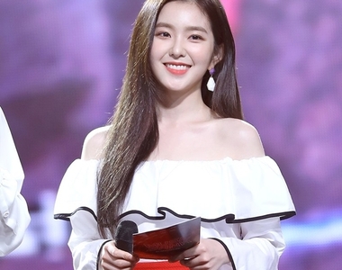 這樣穿直接增高5公分《小個女的增高穿搭學》就算不穿高跟鞋也能變高