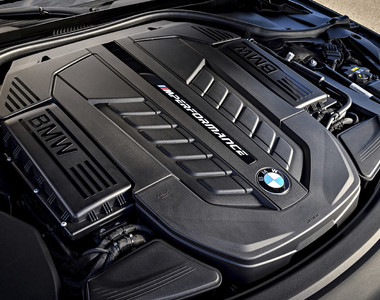 《BMW》表示2023年後V12引擎將面臨存亡挑戰