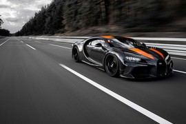 粉碎300英里速度屏障 《Bugatti Chiron Sport》衝出490 km/h極速紀錄 粉碎300英里速度屏障 《Bugatti Chiron Sport》衝出490 km/h極速紀錄