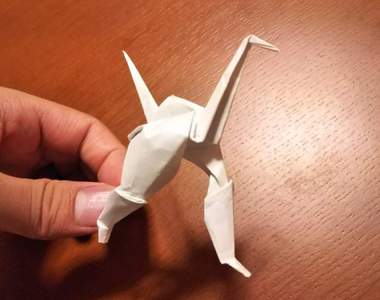 這樣的發想不得了《推友摺出各種創意的紙鶴》只會一種感覺都遜掉惹XD