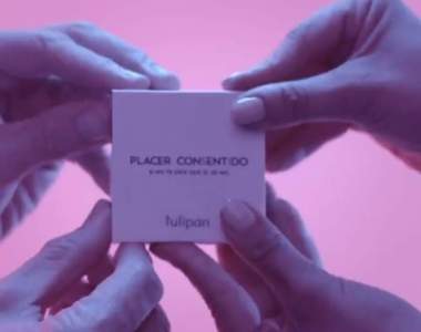 阿根廷開發《無法一人打開的保險套》網友吐槽：只會讓人更不想戴套吧...