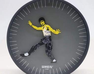 哇搭搭搭~哇搭《李小龍功夫時鐘》是不是！真男人都應該在家掛一個來帥一下