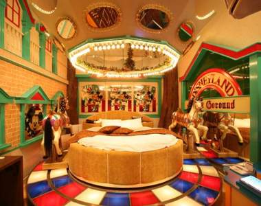 簡直文化遺產《有旋轉木馬的愛情賓館》發現彷彿重回昭和時代的大人遊樂園