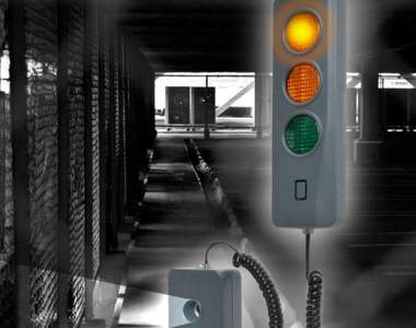 《自動倒車警示器》沒安裝倒車顯影也不用緊張惹