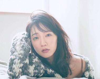 《吉岡里帆日清兵衛麵新廣告》還有近期美美的雜誌寫真特輯送上