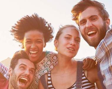 這些都是《讓人印象深刻的心理研究》學生比成年人更容易交朋友？