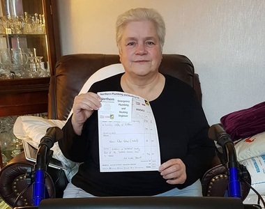 天使水電工《替老人家免費維修熱水器》背後還有更多的故事